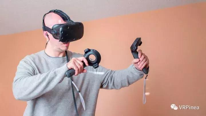 华为VR分体机价美物廉好上手，HTC能否凭一体机打败索尼？