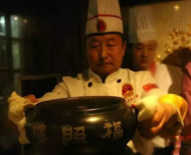 李永明朝鲜,国宴菜云南汽锅鸡