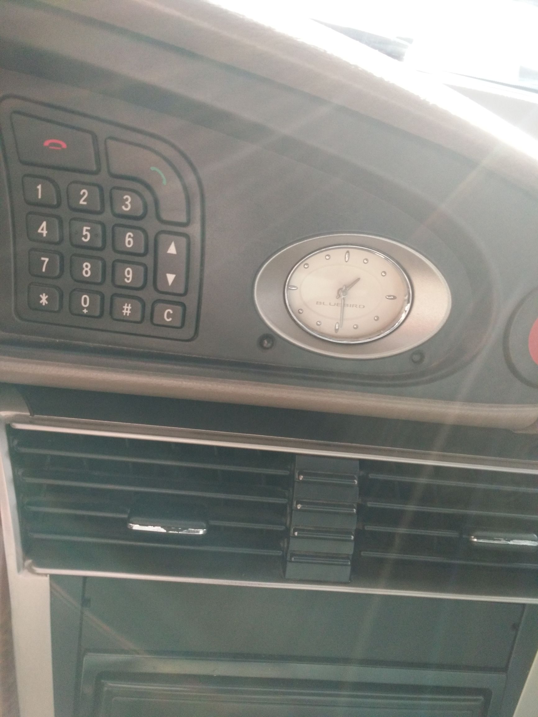 14年前开大众相当于现在什么车,老款蓝鸟跑高速真实感受