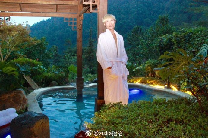 网咖如是说:腾冲热海有奇景有温度有美食想不火都难