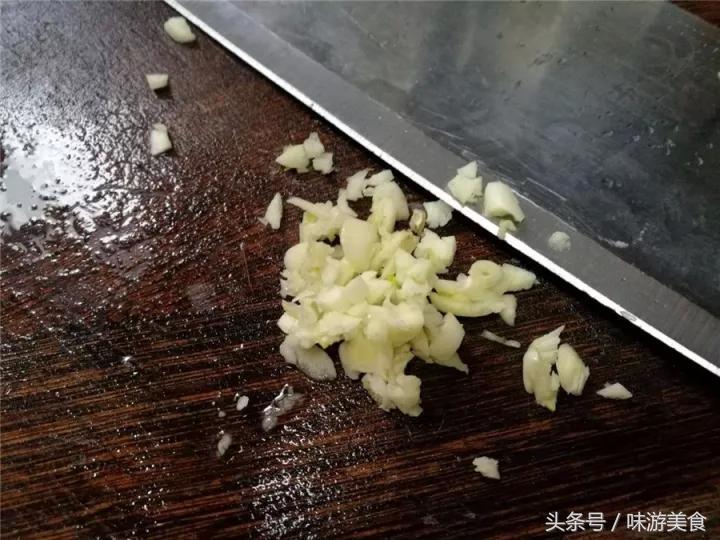 炒茄子错了教你一招茄子吸油,美食篇茄子怎么才能少吸油