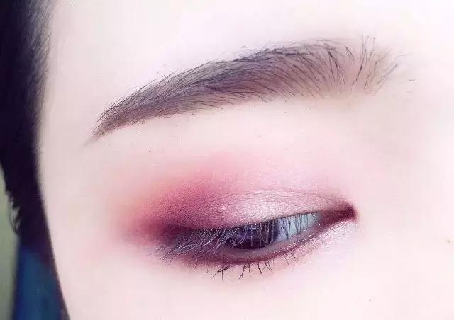 唇釉掉渣了怎么办,唇釉总是成渣