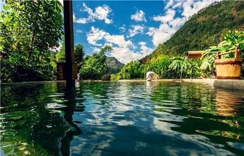 网咖如是说:腾冲热海有奇景有温度有美食想不火都难