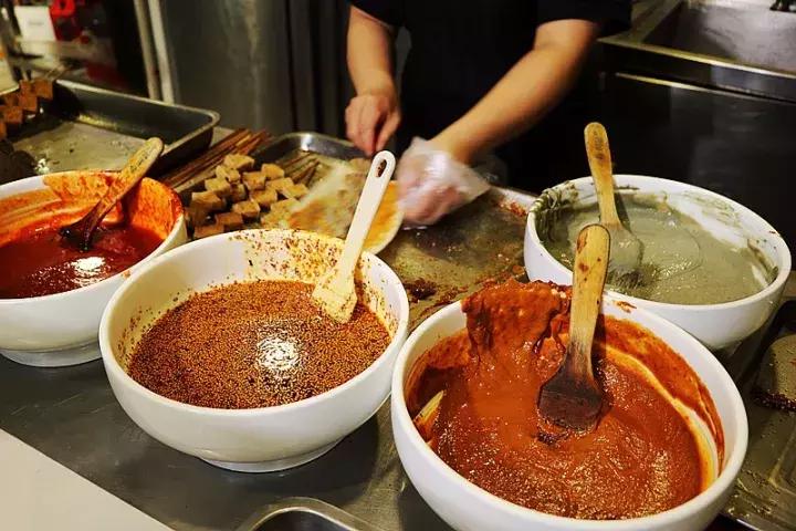 胸姐吃过最好吃的臭豆腐，我打赌喃肯定都不知道她家！