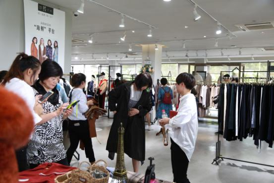 一线厂库火热招商，让女人尖叫的好项目终于来了！