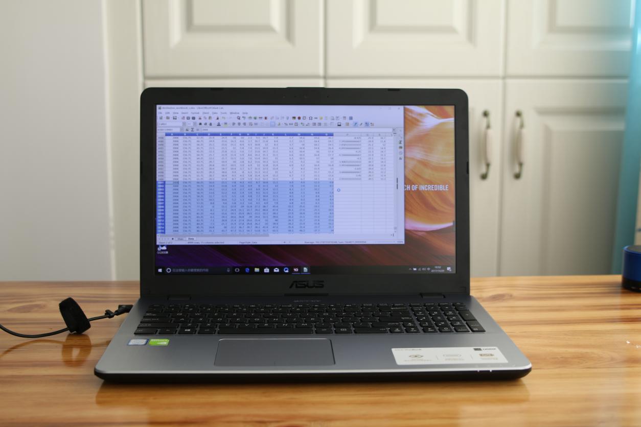 华硕fl8000u是不是8核,华硕fl8000u低配版价格