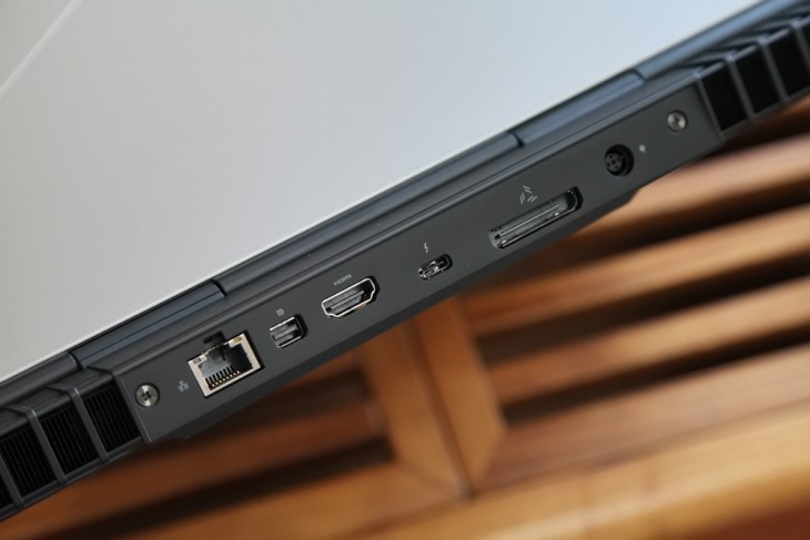 alienware15r3笔记本电脑价格,alienware15r3游戏测评