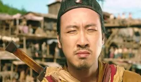 三流编剧被捧成一流配角，名气对他来说就好像浮云一样！