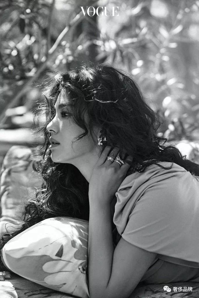 宋慧乔穿衣风格2018,宋慧乔香奈儿外套