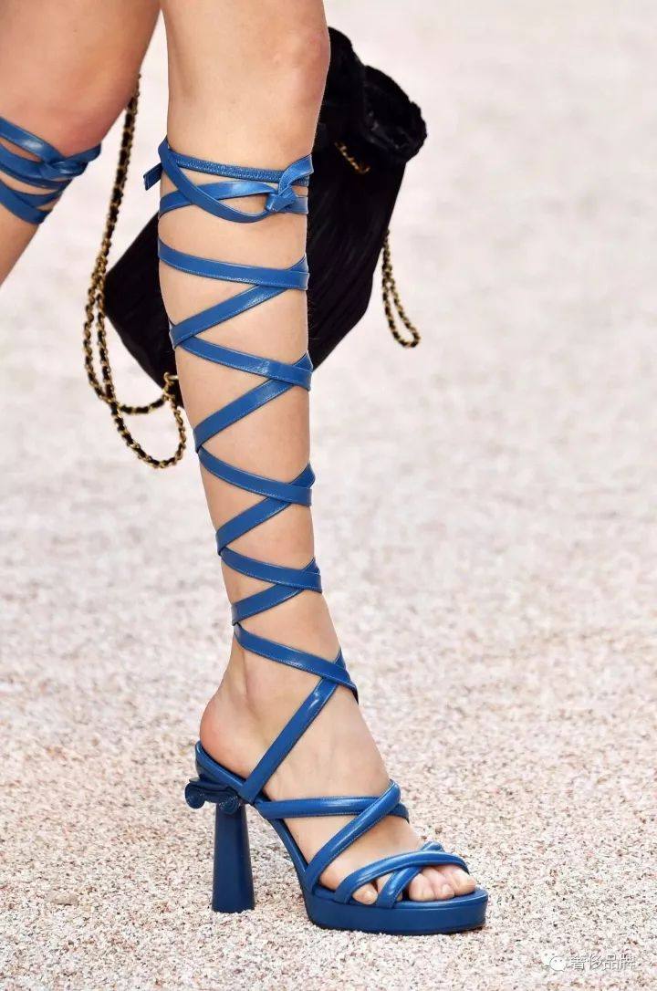 宋慧乔穿衣风格2018,宋慧乔香奈儿外套