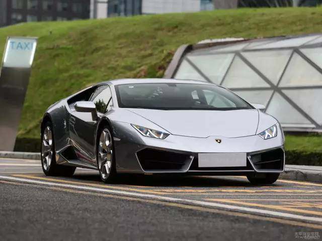 乞丐版车落地多少钱,9万元乞丐版车