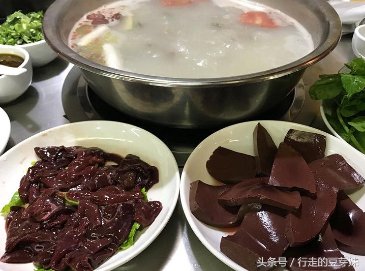 整只烤全羊需提前预定,整只烤全羊开始预定