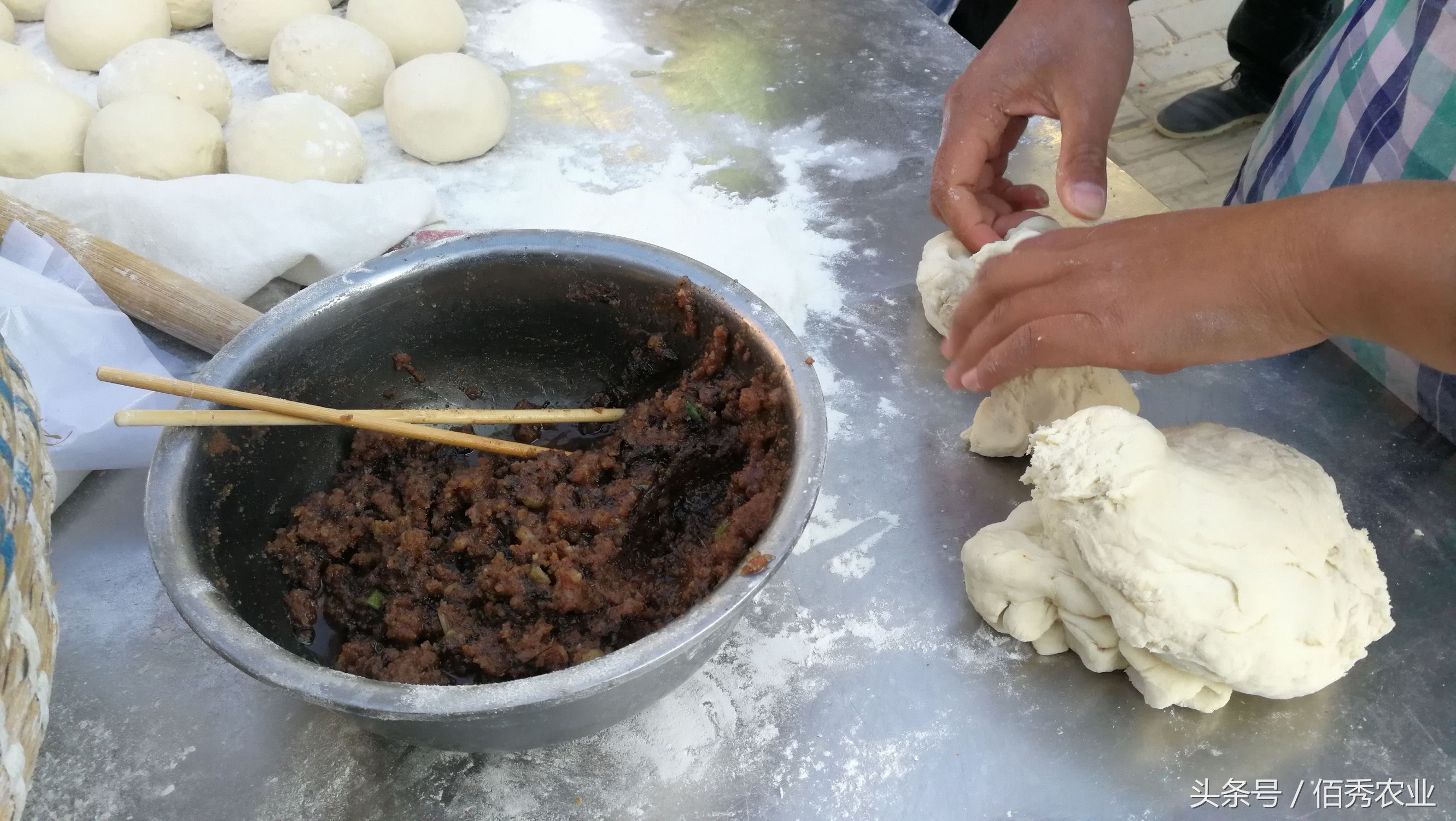 农村做什么生意赚300元一天,农村人赚钱的小生意有哪些