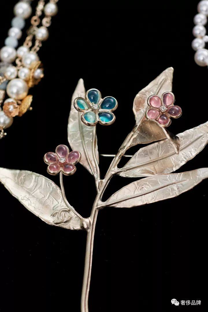 宋慧乔穿衣风格2018,宋慧乔香奈儿外套