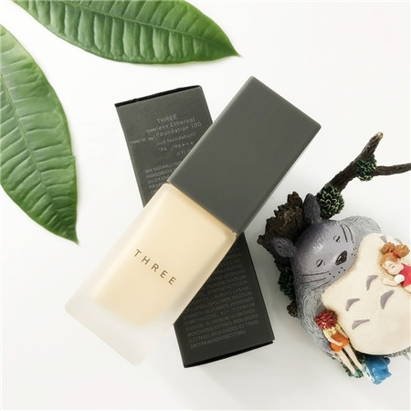 日韩粉底霜推荐,推荐个干皮粉底