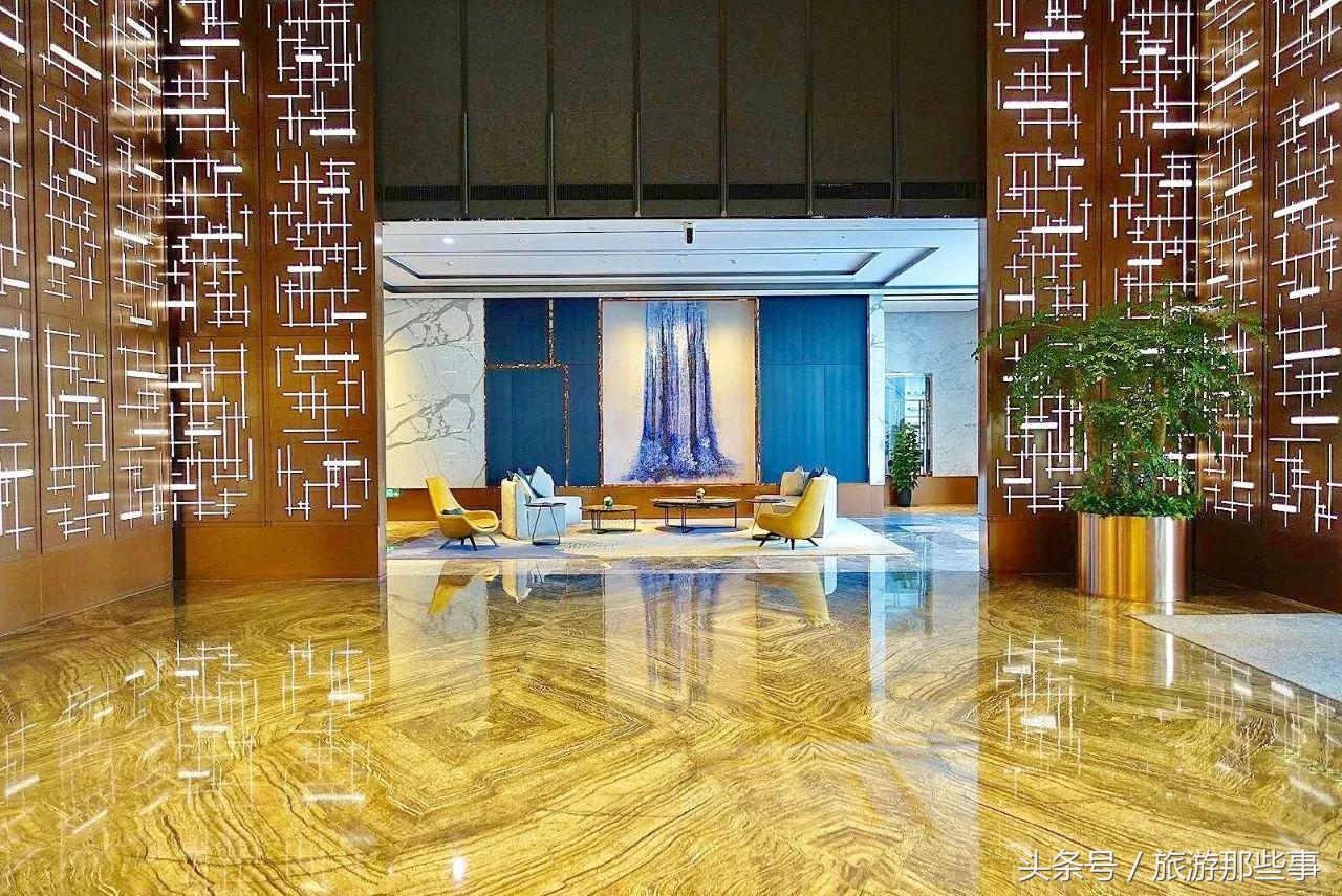 上海皇冠假日酒店是几星级酒店,上海皇冠假日度假酒店