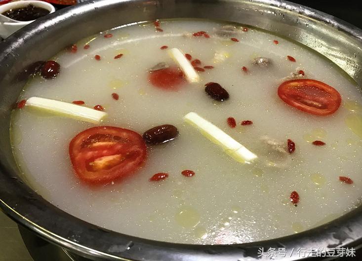 整只烤全羊需提前预定,整只烤全羊开始预定