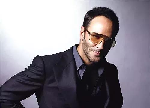 卖最贵的口红、拍超棒的电影,TomFord就是油腻中年男的反义词
