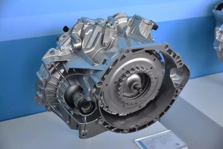 dct双离合变速箱和cvt哪个好,手自一体at变速箱和湿式双离合dct