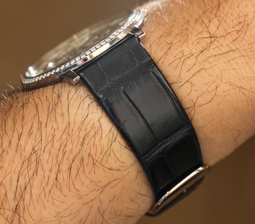 伯爵900p机芯是手动吗,伯爵900p多少钱一台