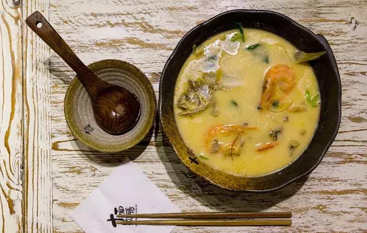 上海必吃榜第一名黄鱼面,上海50一碗的黄鱼面