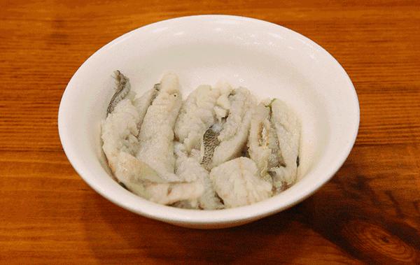 上海必吃榜第一名黄鱼面,上海50一碗的黄鱼面