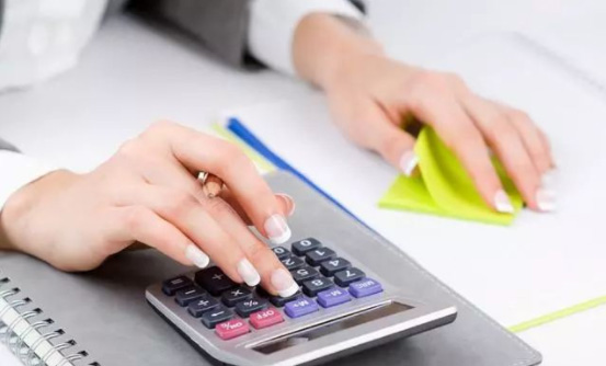 初级会计证是什么职称等级,初级会计和二建哪个含金量高