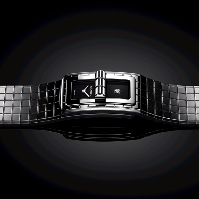 女人的腕表不需要很多把迪丽热巴戴过的四款都收了就够了