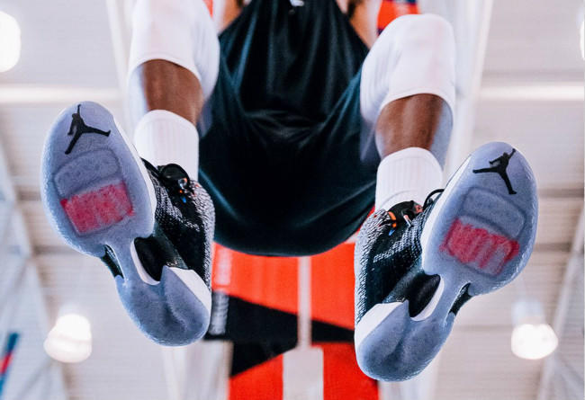 你说穿上这双球鞋如履云端，我是相信的