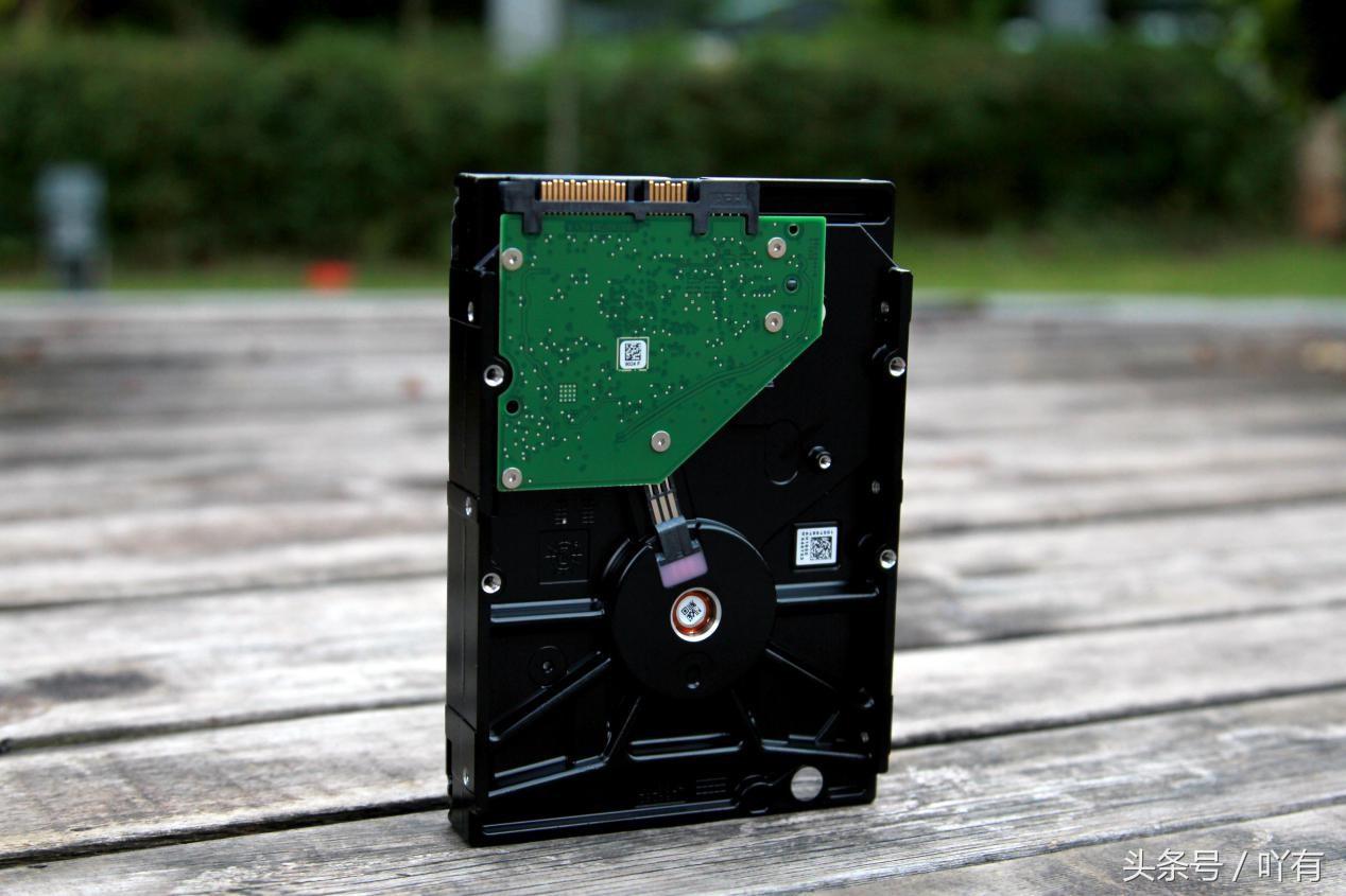 台式机硬盘在哪里,台式机硬盘通用吗