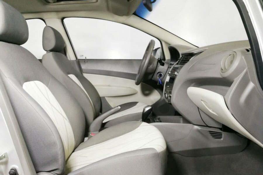 内部空间大、技术先进、油耗还低的这车只要四万？！