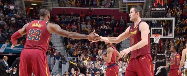 詹皇独砍32分,詹皇关键失误丢绝平球