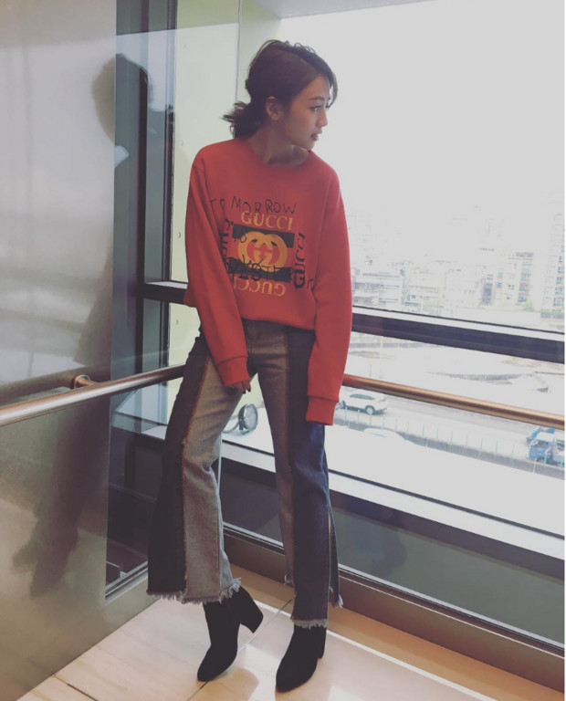 璺熼楝煎绌挎惌,璺熼楝间竴璧峰绌挎惌