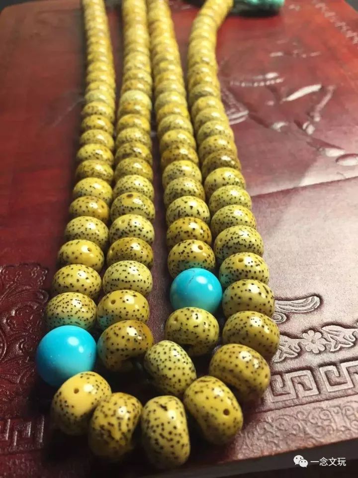 星月菩提灰透正确盘玩方法,星月菩提放黄了如何盘玩和保养