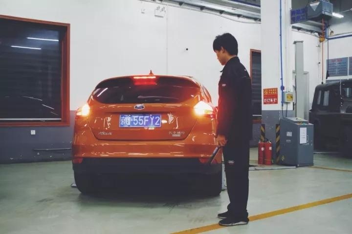 福克斯ecoboost125发动机怎么样,福克斯2015款ecoboost125耗油