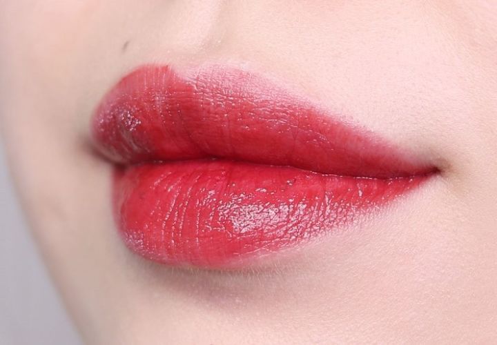 秋冬最显白的9支口红,兰蔻黄皮显白口红秋冬