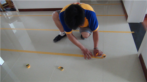 美缝知识瓷砖美缝颜色搭配攻略,美缝用美缝蜡好还是美纹纸好