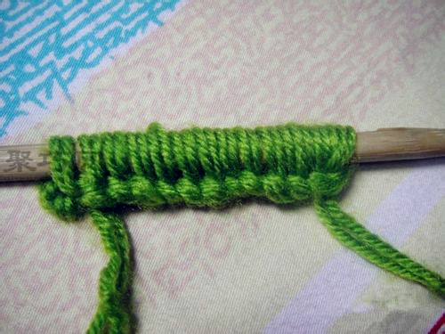 棒针编织简单的围巾新手教程,棒针围巾的编织教程最简单