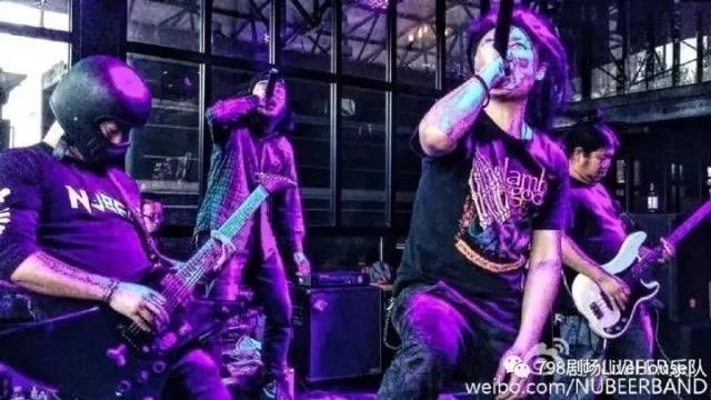 中国摇滚榜前线预告!798剧场11月4日即将摇动京城!大咖来袭!