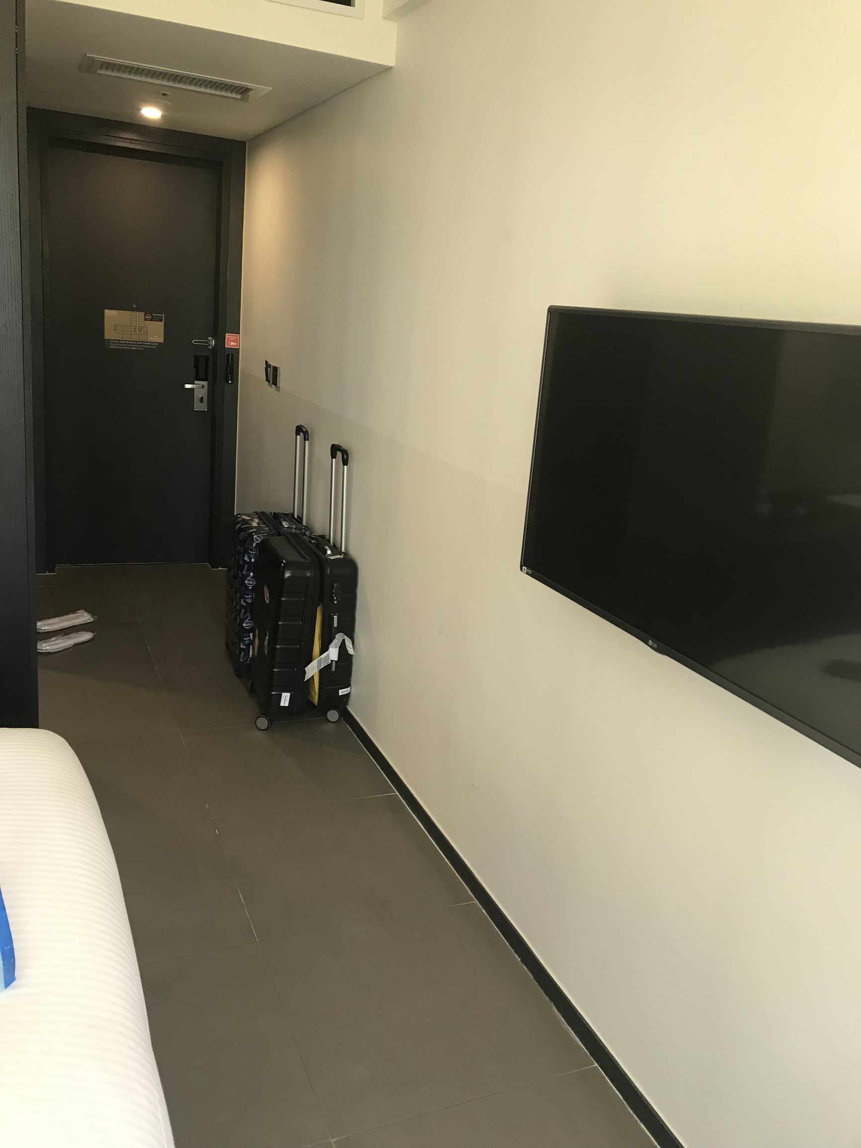 首尔旅游酒店订在哪里方便,韩国旅游住宿哪里最便宜