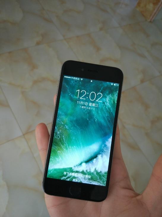 性能强劲的iPhone6s,却因内存太小沦为备用机！