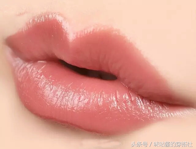 阿玛尼新品口红出炉了！还不赶快囤起来~