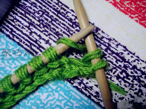 棒针编织简单的围巾新手教程,棒针围巾的编织教程最简单
