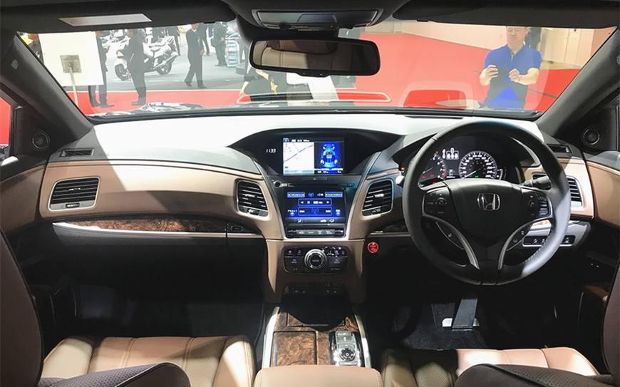 本田价格超过迈巴赫,本田奔驰s500落地价多少