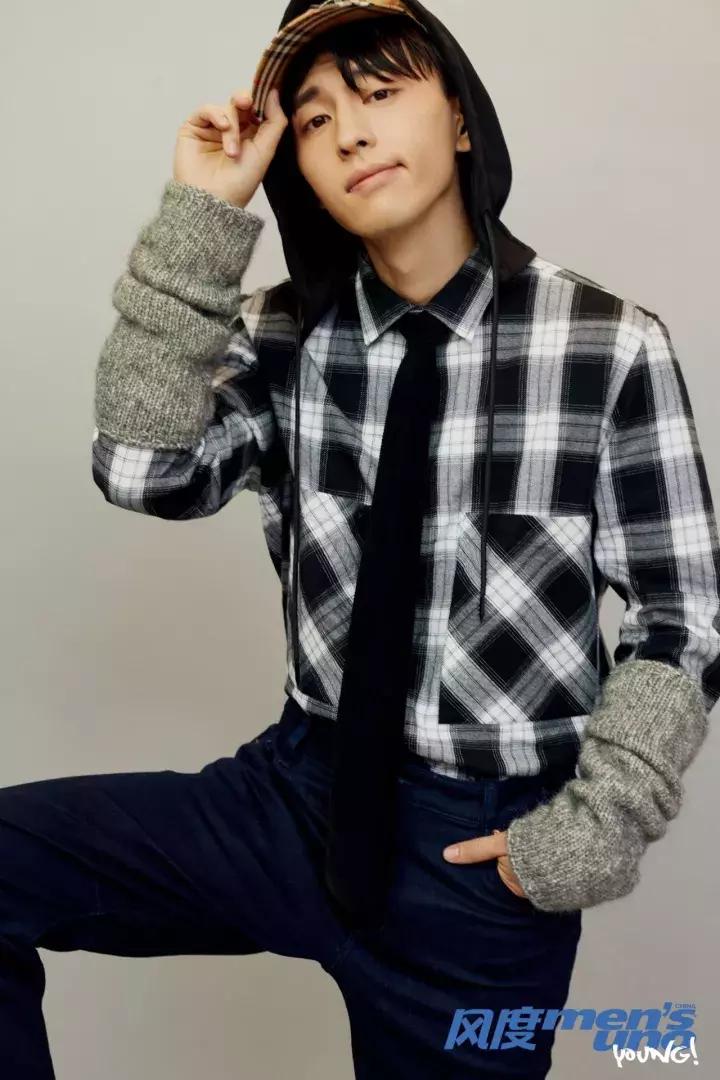 YOUNG封面人物｜邓伦国民男友进阶实习奶爸