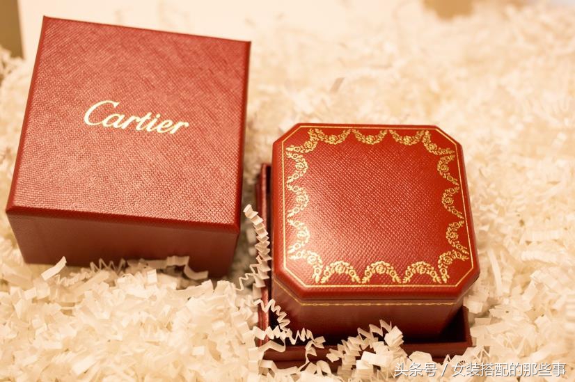 卡地亚Cartier订婚钻戒1895一生一世