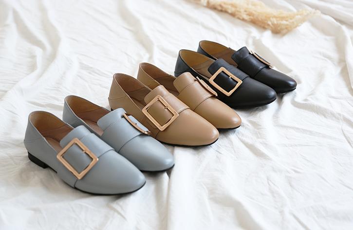 韩国斗篷中长版呢子搭配,韩版毛呢外套牛角扣长款搭配