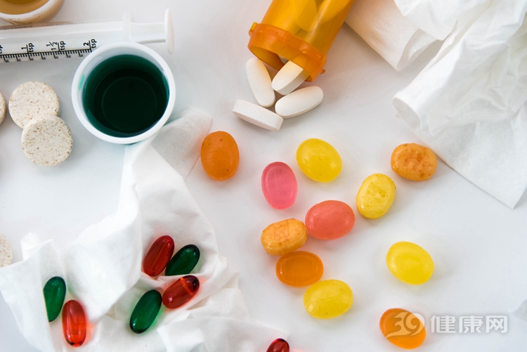 小孩吃了猕猴桃嘴巴难受怎么办,小孩吃猕猴桃嘴巴肿了怎么回事