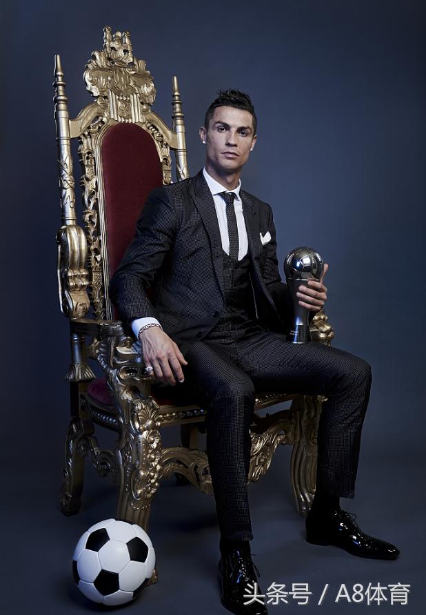 足球背后的故事,足球巨星的背景故事