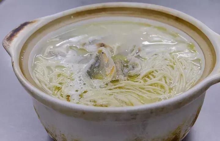 上海必吃榜第一名黄鱼面,上海50一碗的黄鱼面